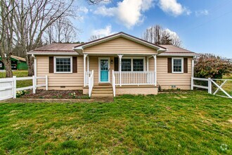 Building Photo - Ranch With Fenced Yard