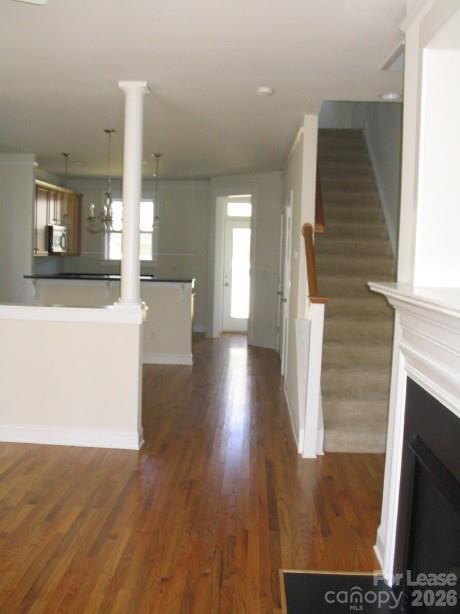 Building Photo - 527 Dubois Court