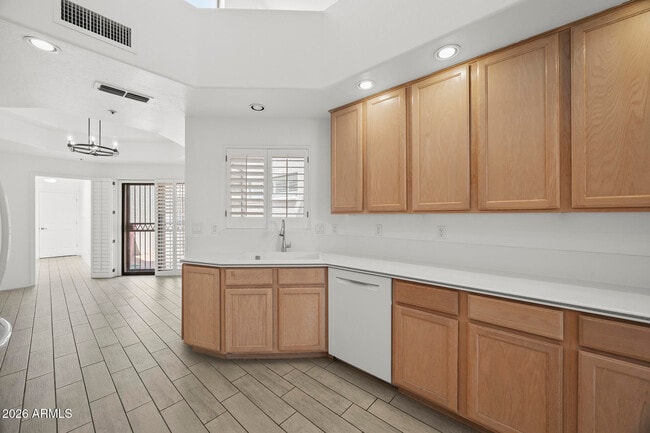 Building Photo - 8479 N 84th Pl