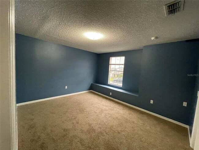 Building Photo - 526 Elbridge Pl