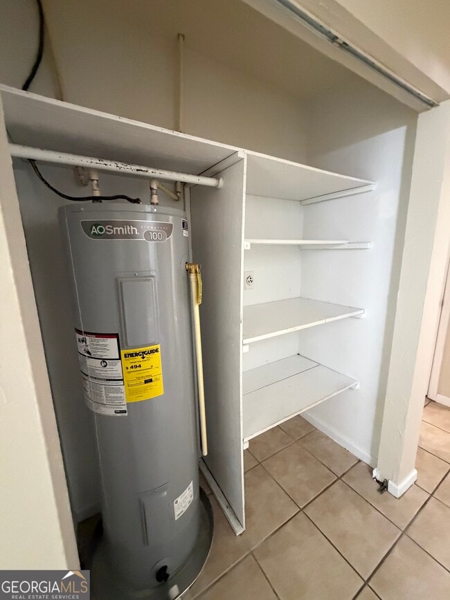 Building Photo - 508 Chateau Cir