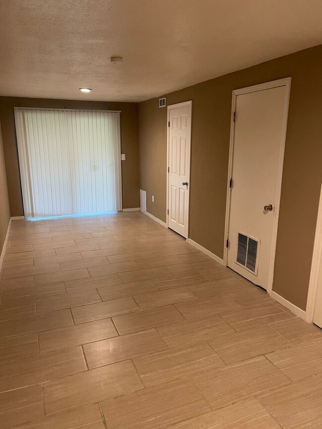 Building Photo - Available June 7th