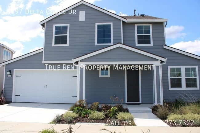 Building Photo - Gorgeous 5 Bed, 3 Bath in Highly Desirable...