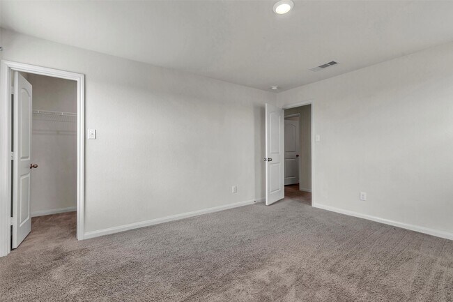Building Photo - 1017 Misty Patch Dr
