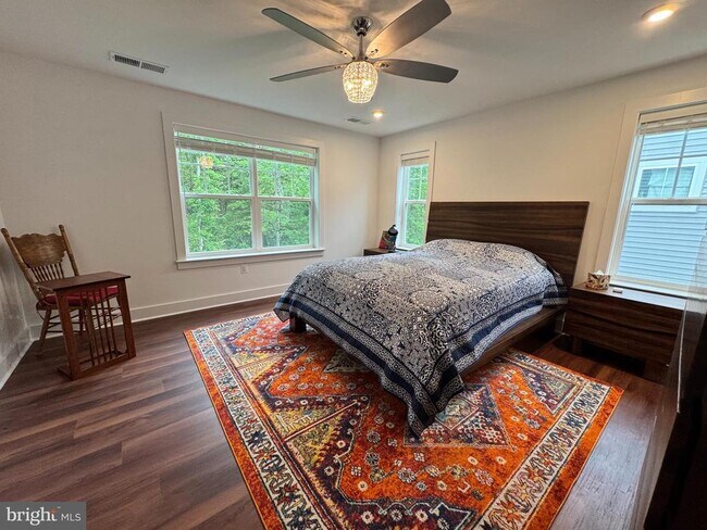 Building Photo - 8708 Southrun Ct