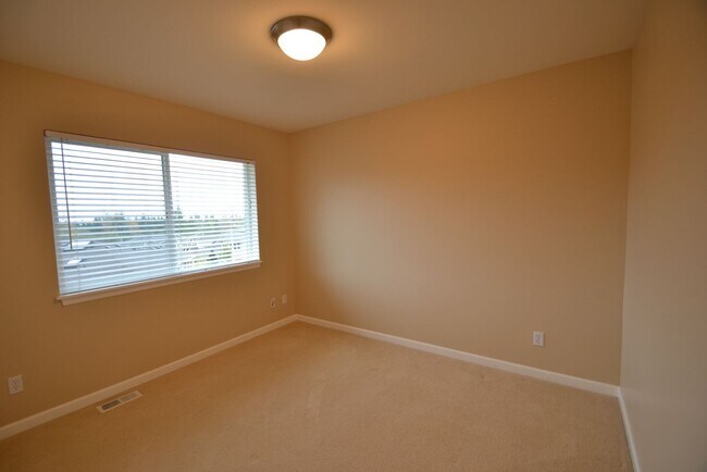 Building Photo - 4Bd/2.5Ba Snohomish Home