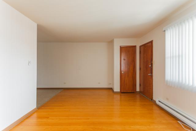 Building Photo - 1 bedroom in Chicago IL 60638