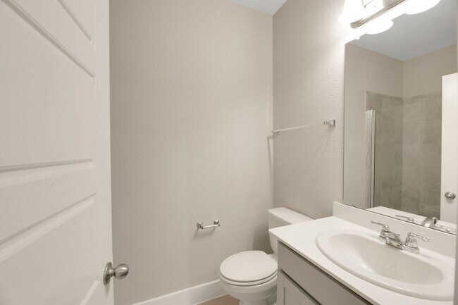 Building Photo - 3308 Bristol Motor Pass