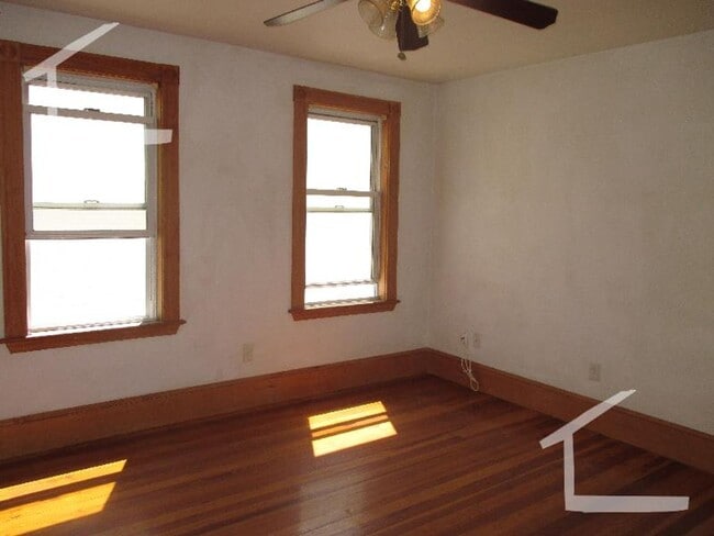 Building Photo - Check out this 3 bed in Lower Allston