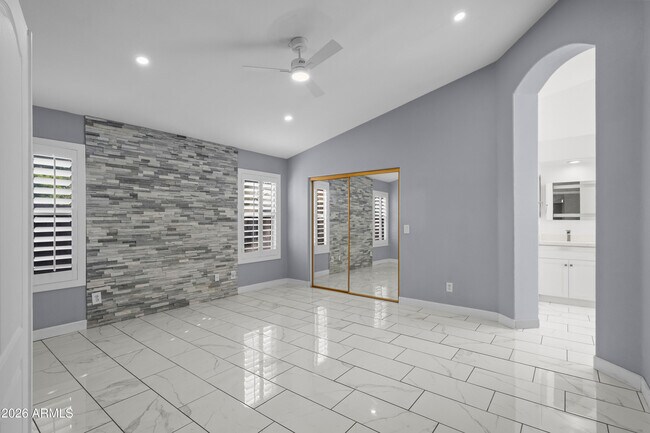 Building Photo - 1940 N 128th Dr