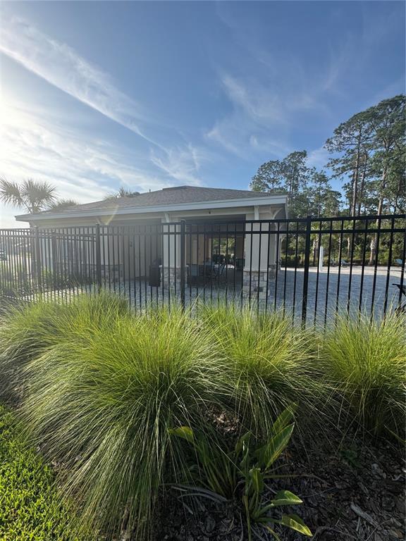 Building Photo - 2509 Penguin Blvd