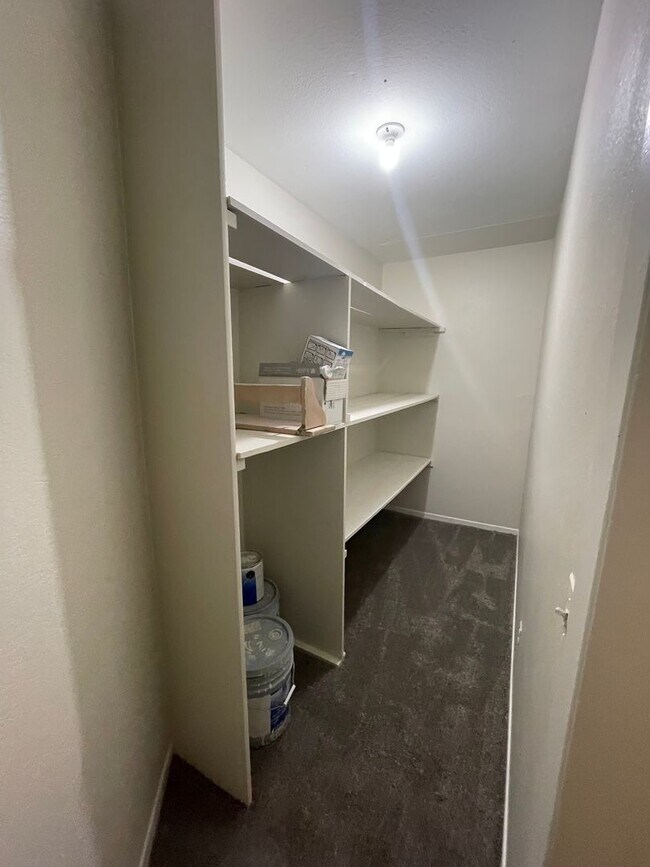 Building Photo - Cozy 2B/1.5B Quiet Boulder Unit - 1ST MONTH FREE