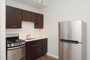 Building Photo - 1655 N Humboldt Blvd