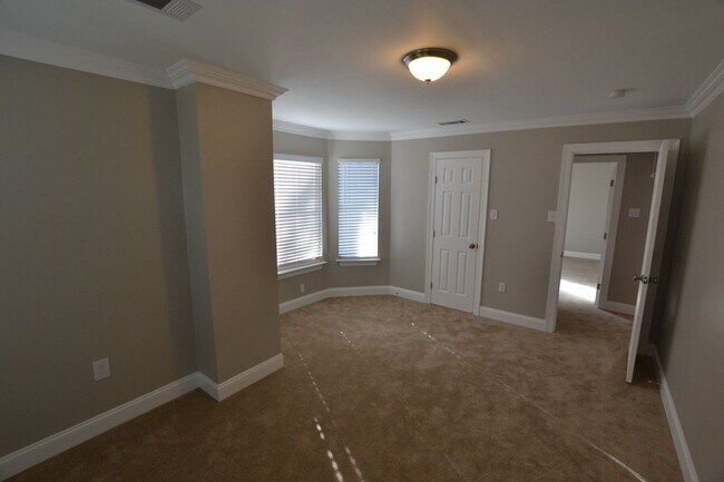 Building Photo - Zachary School District!  Newly remodeled 4 bedroom, 2.5 bath near downtown Zachary