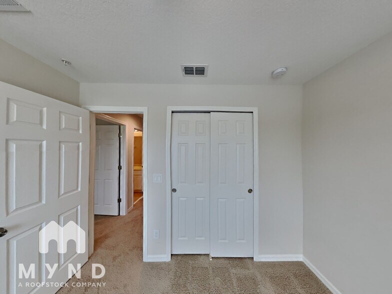 Building Photo - 3740 Salem Meadows Dr