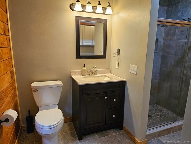 Building Photo - 698 Leetes Island Rd