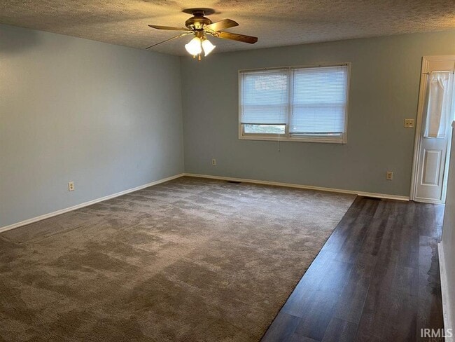Building Photo - 438 W Northlane Dr