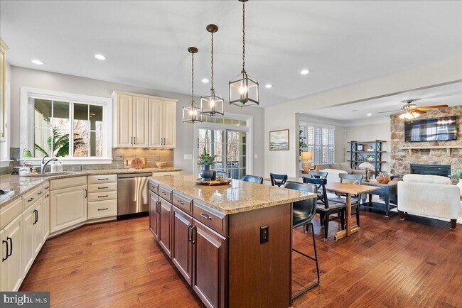 Building Photo - 15716 Rachel Pl