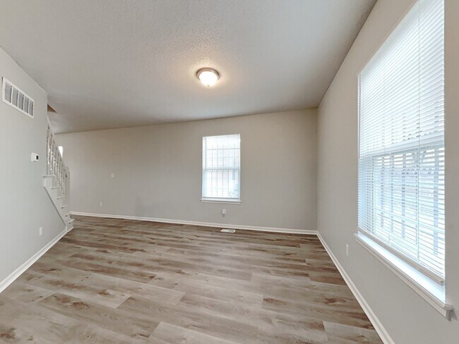 Building Photo - 4221 Woodland Ave