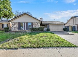 Building Photo - 5505 Maplewood St