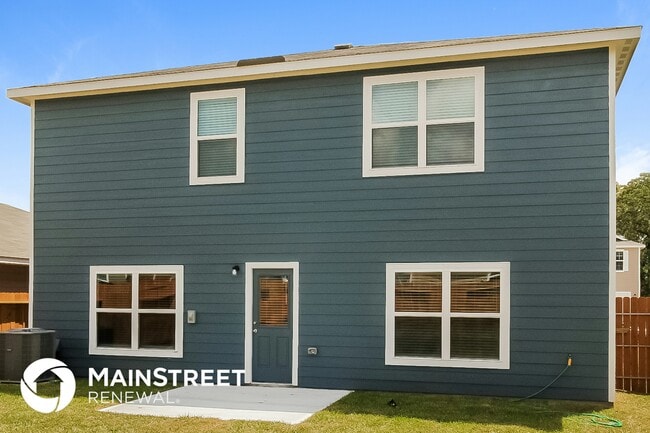 Building Photo - 23028 Bellini Dr