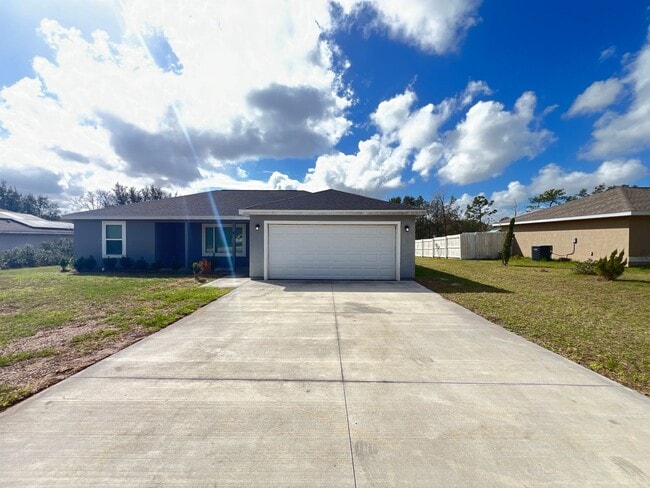 Building Photo - GORGEOUS 3BR/2BA Home with Open Floor Plan and Upgraded Features!