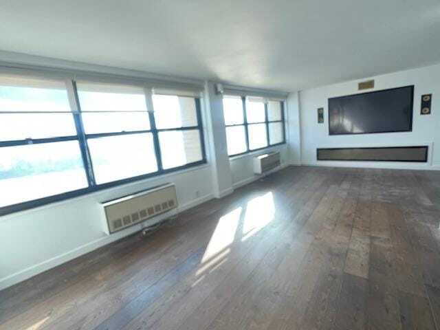 Building Photo - 7004 JFK Blvd E