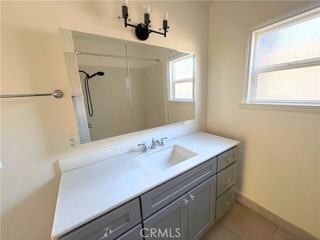 Building Photo - 587 E Arrow Hwy