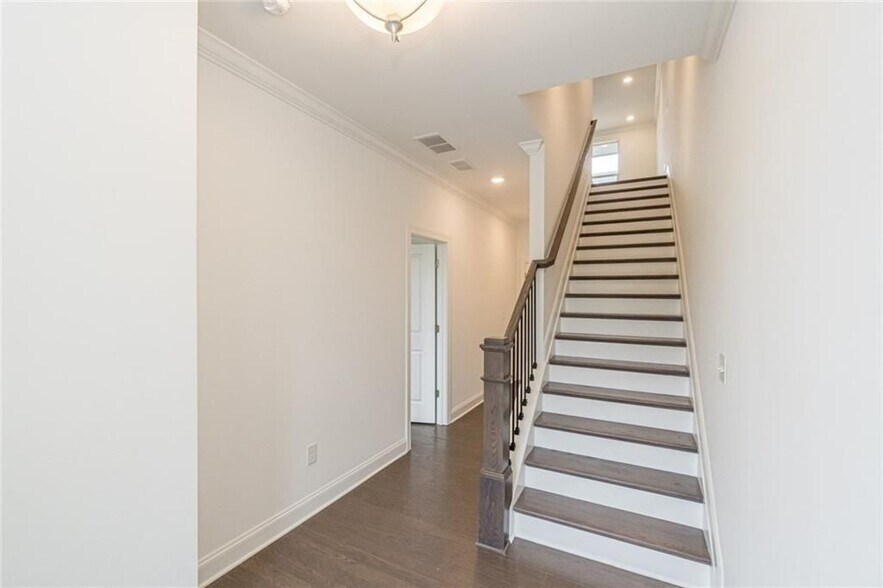 Building Photo - 3955 Allegretto Cir