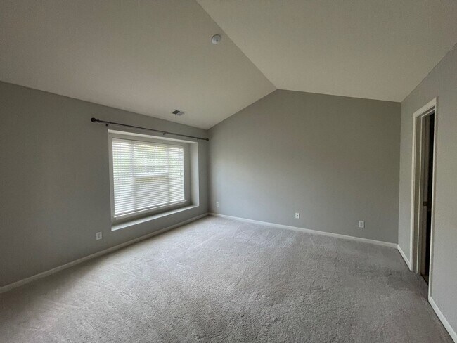 Building Photo - 5623 Fellowship Dr