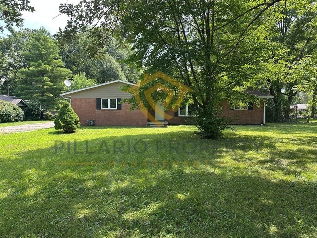 Building Photo - Spacious Warren Township, 3 Bedroom/1.5 Ba...