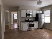 Building Photo - 7 Plantation St