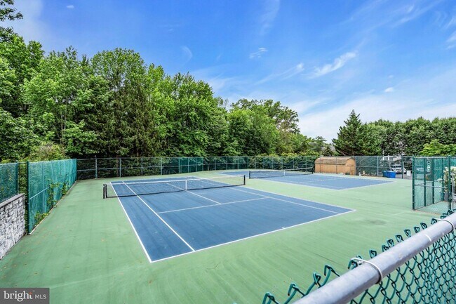 Building Photo - 206 Sandpiper Ct