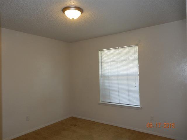 Building Photo - 1925 Coleta Pl