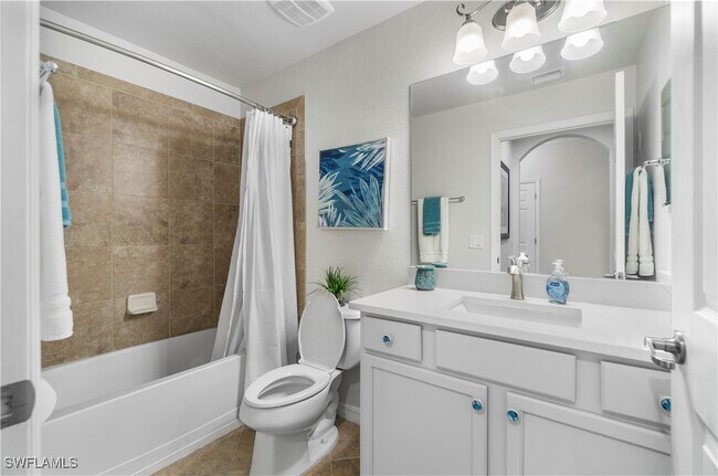 Building Photo - 9820 Giaveno Cir