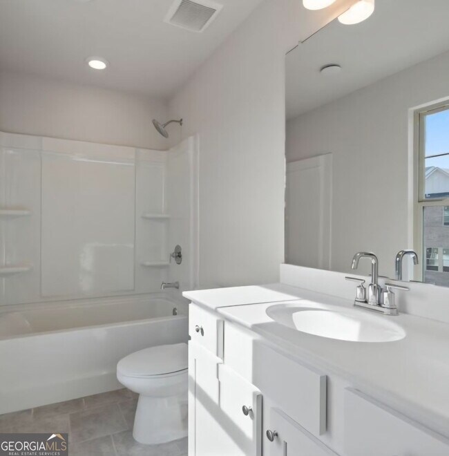 Building Photo - 213 Matson Run SW