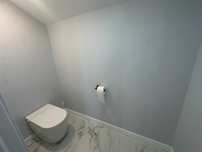 Building Photo - 595 Kingfisher Cir