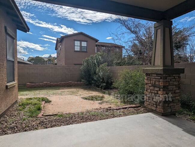 Building Photo - 1457 W Flamingo Dr
