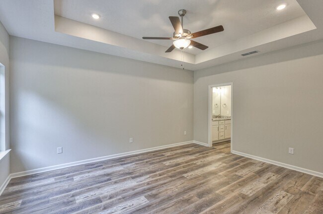 Building Photo - Modern Townhome in Manchester TN