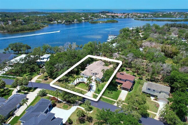 Building Photo - 1705 Meyers Cove Dr