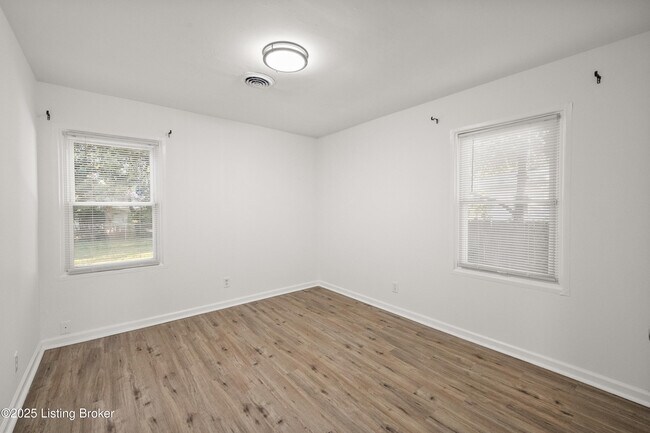 Building Photo - 2830 Celina Dr