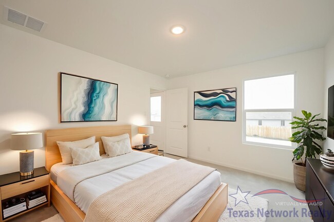 Building Photo - 8523 Logan Sapphire