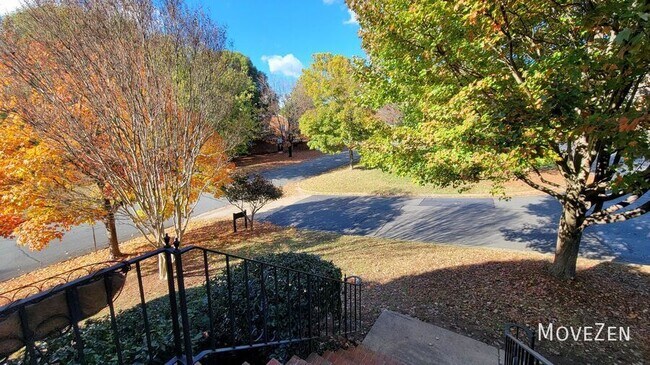 Building Photo - 6733 Constitution Ln