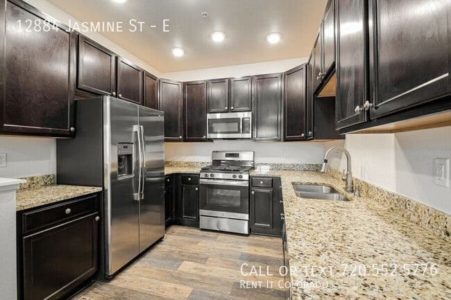 Building Photo - 12884 Jasmine St