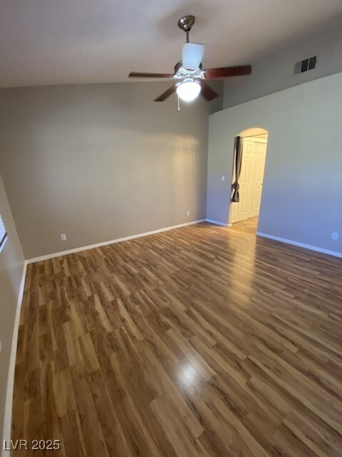 Building Photo - 107 Broken Rock Dr