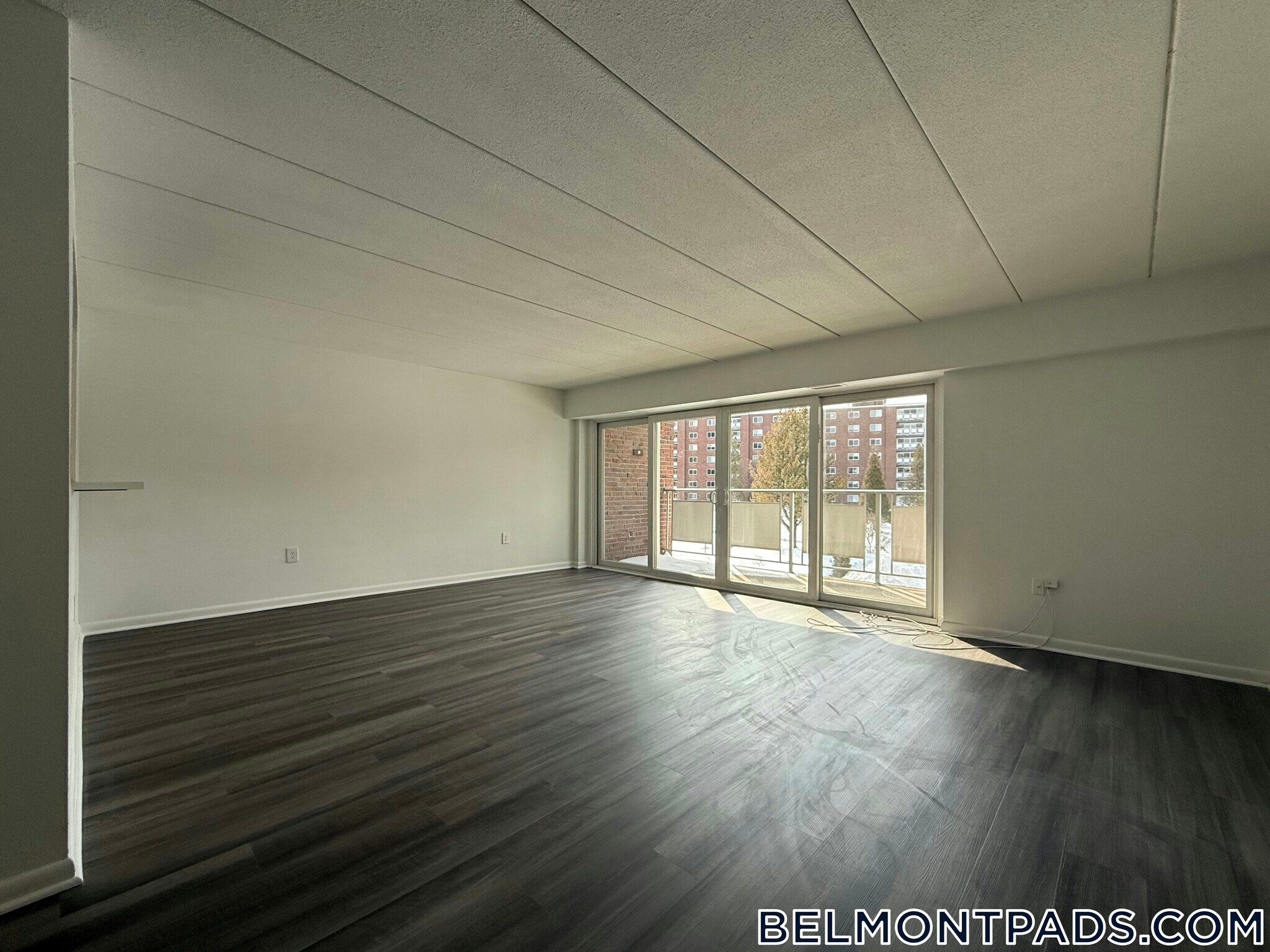 Building Photo - 55 Hill Rd