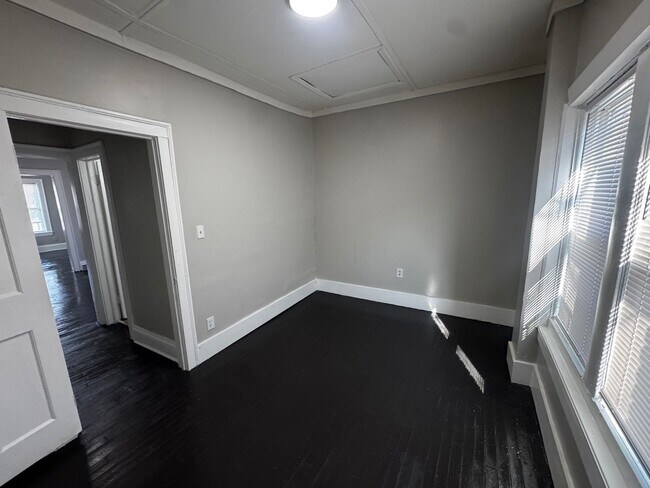 Building Photo - 395 E 152nd St