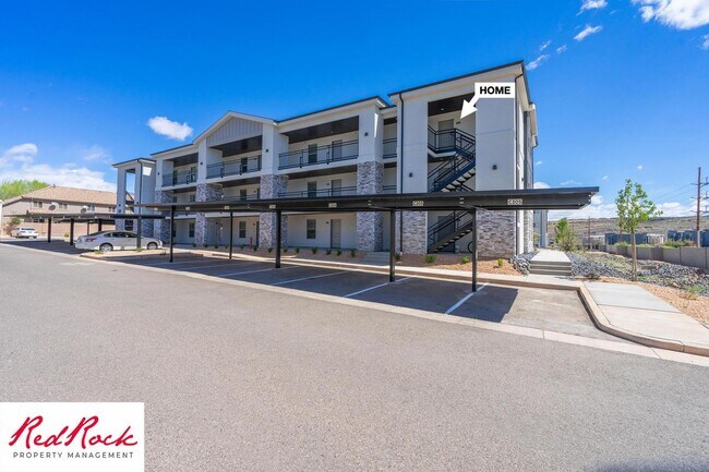 Building Photo - Inviting 2 Bedroom End Unit Condo - Pet Friendly!