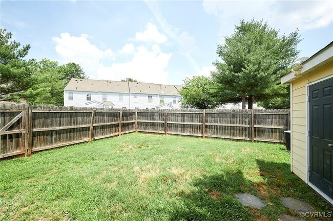 Building Photo - 2926 Mary Beth Ln