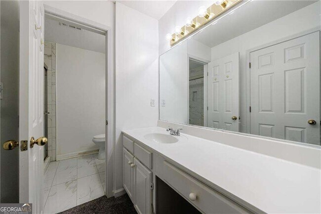 Building Photo - 27306 Plantation Dr NE